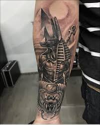 Anubis Tattoo 83 Tatoo Pinterest Anubis Tattoo Tatowierungen Und Tatowierung Anubis Pintere Anubis Tattoo Agypten Tattoo Armeltatowierungen