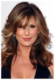An over 50 old woman who chooses a hairstyle should be aware of the length and structure of the hair in order not to forget the shape of the face and the style of dress. 40 Hot Hairstyle For Older Women Over 50 Latesthairstylepedia Com