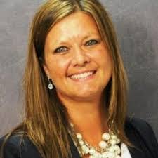 Jennie Bates's Instagram, Twitter & Facebook