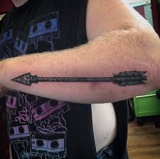 Uncrowned ink tattoo studio is a custom artist run and owned studio. 43 Amazing Arrow Tattoo Designs For Men And Women Tattooblend