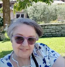 Would your husband or boyfriend let you do this??? Happy Sunday Singer  Tribe!