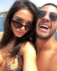 बिना शादी के मां बनने जा रहीं बॉलीवुड एक्ट्रेस एमी जैक्सन, बेबी बम्प की  तस्वीरें हो रहीं वायरल