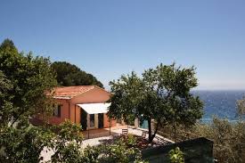 Villino Capo Berta Imperia City Direkt Am Meer Terrasse Mit Traumhaftem Blick Urlaub Ferienhaus Italien Ferienhaus Italien Am Meer Ligurien Ferienhaus