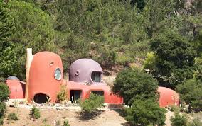 Flintstone House Still Not Sold Price Cut Yet Again San Antonio Express News