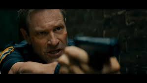 -, LINE OF DUTY, Frank Penny adalah seorang polisi yang disalahkan atas  sebuah kasus. Ia harus berpacu dengan waktu untuk menemukan korban  penculikan yang penculiknya ia bunuh secara tidak sengaja., ...