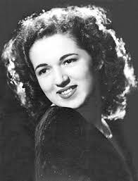 Freda Simon's Instagram, Twitter & Facebook