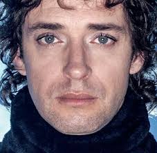 Mejor solista y mejor artista rock. Gustavo Cerati Argentina And Ojos Image 6142254 On Favim Com
