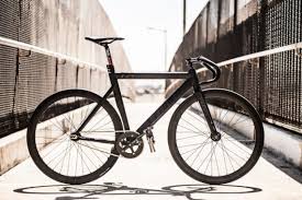 Bike Life Leader Bike 2015 725 735 Fixed Gear Bicycles First Look Stupiddope Fixed Gear Bicycle Bicycle Mountain Bike Shoes
