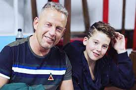 Schobert norbi az utóbbi időben kicsit elengedte magát, de időben tett ellene. Schobert Norbika Rengeteget Fogyott Friss Fotojan Szinte Ra Sem Ismerni Hazai Sztar Femina