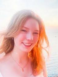 Emma Barry's Instagram, Twitter & Facebook