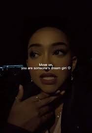 Ashley Smithers's Instagram, Twitter & Facebook