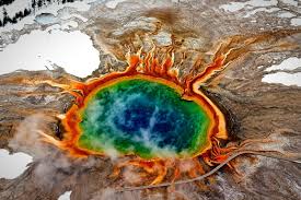 In short, most of the united states would be covered with a few feet of ash, nothing will live. Apocalyptic Effects Of Yellowstone Supervolcano Eruption That Took Place 630 000 Years Ago Revealed