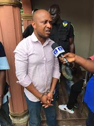 You even find it hard to solve your personal problems, why do you want to join regional problems on top of your own regional problems? Police Irt Unit Head Dcp Abba Kyari Reacts To Billionaire Kidnapper Evans Allegations Against His Team Ckn News