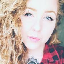 Alexa Malone's Instagram, Twitter & Facebook