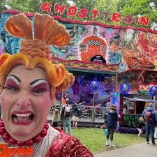 Double Trouble! Our dazzling Dames brought some extra drama to today's  Kirkstall Festival! 🤩💋 Despite a few nail-biting moments