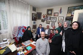Haziran 2015 ve kasım 2015'teki genel seçimlerde adalet ve kalkınma partisi milletvekili olarak meclise giren albayrak. Bakan Berat Albayrak Baba Ocagi Trabzon Da