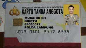 Cara cepat cek no 3 tri sendiri adalah via kode dial *998# (gratis). Foto Pria Tampan Mengaku Anggota Polda Lampung Ternyata Polisi Gadungan Diduga Untuk Menipu Tribunnews Com Mobile