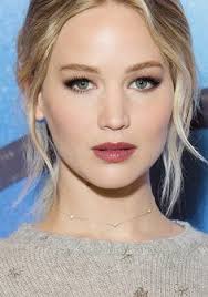 Jennifer Lawrence: Bio, Height, Weight, Age, Measurements