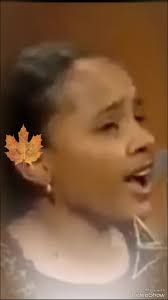 من الاعماق أسرتني عيونك, وكيف عايزني اعيش من دونك 😢 💐❤️