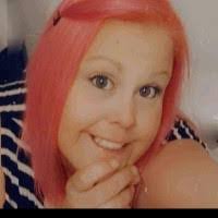 Stephanie Aubrey's Instagram, Twitter & Facebook