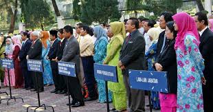 Tarikh bayaran rm500 bonus penjawat awam 2020 & pesara kerajaan. 11 Hakikat Sebenar Kerja Penjawat Awam Yang Kurang Diketahui Umum