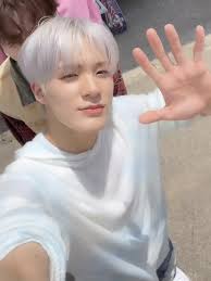 Axel Brooks (shanonbc1)