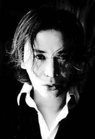 I feel as life is like some cheap hotel / check out, check in and still. Michael Cinco Born 27 August 1971 Is A Fillipino Fashion Designer Based In Dubai He Was A State Scholar Michael Cinco Philippines Fashion Filipino Fashion