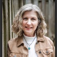 Tessa Browning's Instagram, Twitter & Facebook