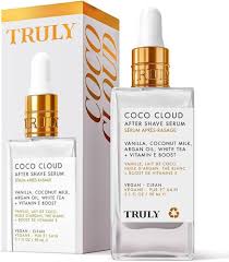 Este es el sérum para después del afeitado Truly Coco Cloud. Ayuda a calmar  la piel, aliviar la sequedad y la irritación, y prevenir los vellos  encarnados. Formulado con leche de coco,