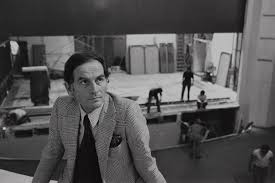 Der offizielle pierre cardin online shop entdecken sie jetzt: Pierre Cardin Future Fashion Review A Cosmic Couture Visionary Wsj