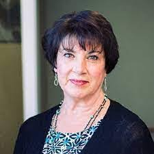 Donna Sprankle's Instagram, Twitter & Facebook