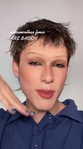 sobrancelhas finas are back, notas???🫢🤔🤒 #makeup #maquiagem #tutorial  #sobrancelhas