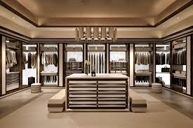 Via Monte Napoleone Ludovica Mascheroni Via Monte Napoleone Ludovica Mascheroni In 2020 Luxury Closets Design Dream Closet Design Modern Closet Designs