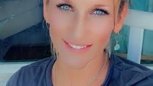 Trisha Roberts's Instagram, Twitter & Facebook