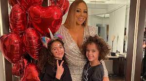 Susse Ostergrusse So Gross Sind Mariah Careys Kinder Schon Promiflash De