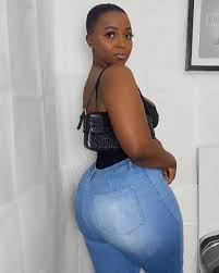 Mya yafai is an actress model and social media celebrity that was born on august 15 1998 in the united she's a popular instagram star who has risen to fame do to her relationship with popular entertainers like young ma and recently davido. Alleged Burna Boy S Ex Lover Jopearl Reacts To A Video Of Davido Young Ma S Ex Girlfriend Holding Hands Akpraise
