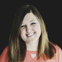 Jennifer Pyles's Instagram, Twitter & Facebook