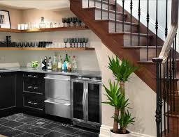 Bureau, espace télévision, meubles de rangement sur mesure. Quel Meuble Sous Escalier Choisir Archzine Fr