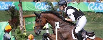↑ sostmeier can understand no to an apology from the military rider julia krajewski, dieter ludwig, january 5, 2017 ^ horse pope sostmeier likes it very much in warstein. Nach Den Reporter Entgleisungen Julia Krajewski Nimmt Entschuldigung Von Sostmeier Nicht An Medien Gesellschaft Tagesspiegel