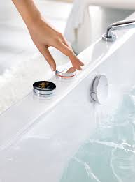 Und das beste, die duschbadewanne ist im design variabel. Statt Wasserhahn Badewannenzulaufe Mal Ganz Anders Eigenraum About Bathrooms Das Digitalmagazin