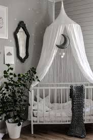 Pin Von Laura Marchesin Auf Quarto De Bebe In 2020 Kinder Zimmer Zimmer Madchen Kinderschlafzimmer