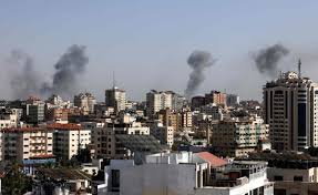 بالصور اندلاع 39 حريقاً في غلاف غزة بفعل البالونات الحارقة. Qp6entqvnb C2m