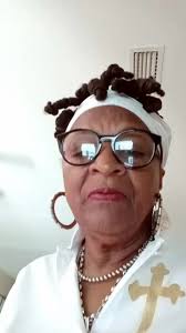 My aunt Darcuss lynch 102 yrs., Home going today Firebrace Hopetown