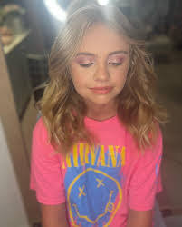 Lucille Deville's Instagram, Twitter & Facebook