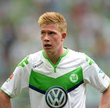 Ob kevin de bruyne noch lange das trikot des vfl wolfsburg trägt, ist ungewiss. Kevin De Bruyne Wechselt Zu Manchester City Fur Eine Rekordsumme Welt