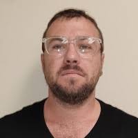 100+ "Hedges" profiles