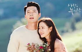 Lunar new year present set will air on saturday, january 25, 2020 and the movie extreme job will air on. Crash Landing On You Cast Celebrated The Drama S Finale Fans Reacts To The Ending Kdramastars