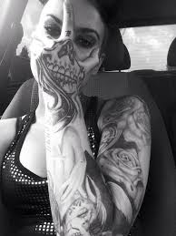 I Wouldn T Even Consider This But It Is A Very Creative Tattoo Tattoos Original Tattoos Girl Tattoos