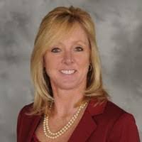 Julia Pendleton's Instagram, Twitter & Facebook