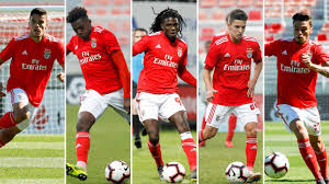 Benfica Cinco Jogadores Formacao Pre Epoca Futebol Sl Benfica